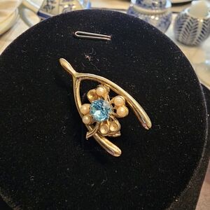 Vintage SARAH COVENTRY. "WISHBONE" Brooch Pin FROM 1955 Read Description